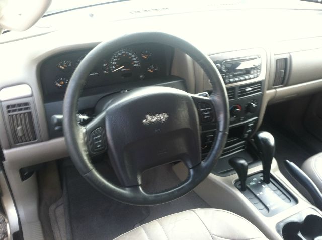 Jeep Grand Cherokee 2004 photo 3