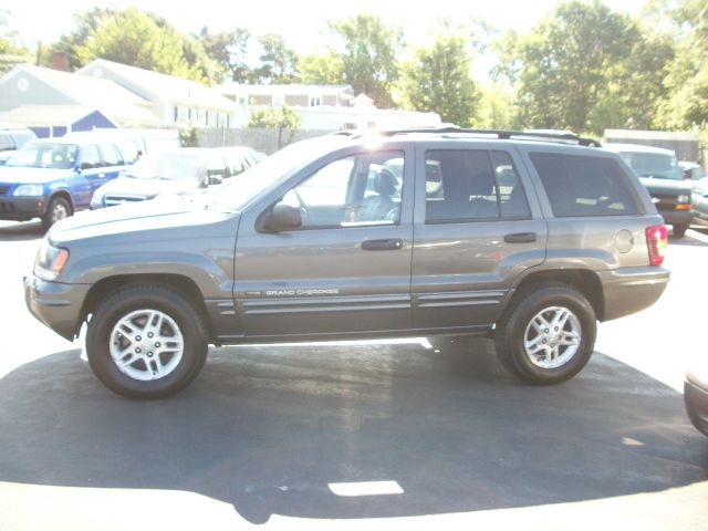 Jeep Grand Cherokee 2004 photo 1