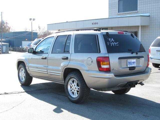 Jeep Grand Cherokee 2004 photo 2