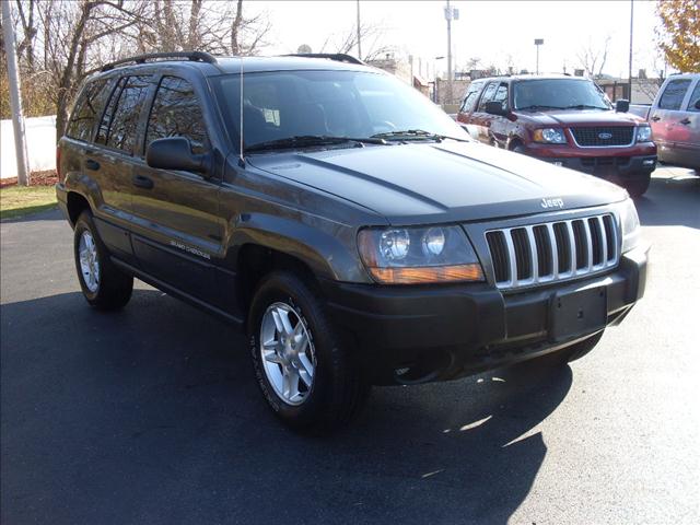 Jeep Grand Cherokee 2004 photo 1