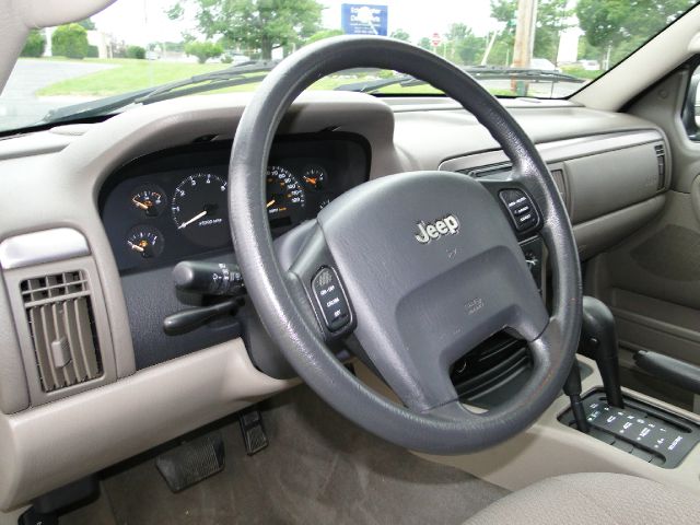 Jeep Grand Cherokee 2004 photo 14