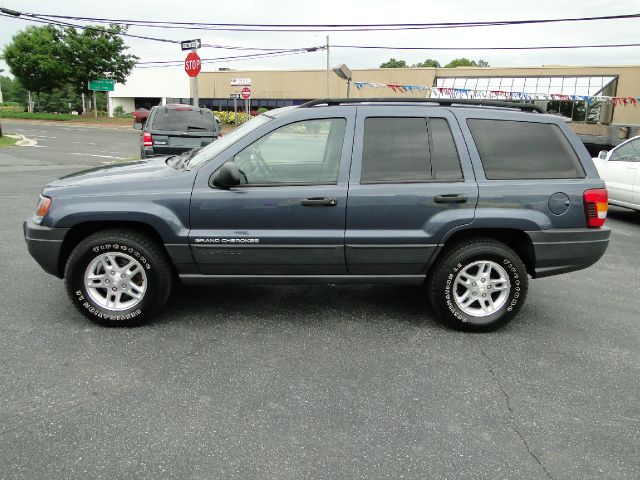 Jeep Grand Cherokee 2004 photo 17