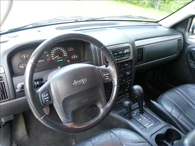 Jeep Grand Cherokee 2004 photo 1