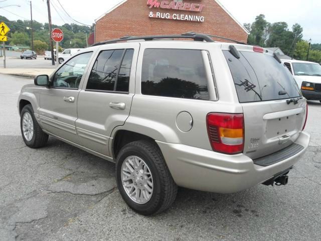 Jeep Grand Cherokee 2004 photo 1