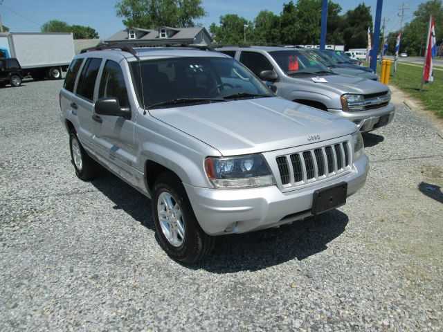 Jeep Grand Cherokee 4dr 114 WB W/4.6l AWD SUV