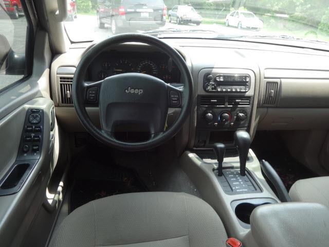 Jeep Grand Cherokee 2004 photo 4