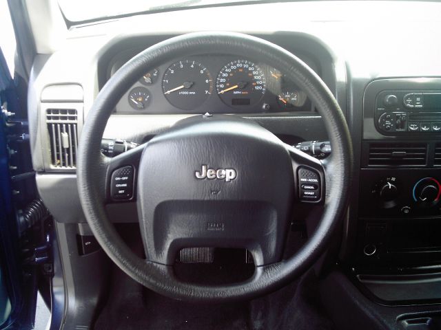 Jeep Grand Cherokee 2004 photo 14