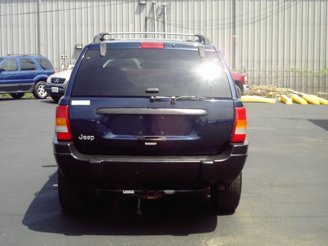 Jeep Grand Cherokee 2004 photo 3