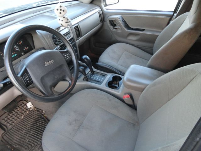 Jeep Grand Cherokee 2004 photo 1