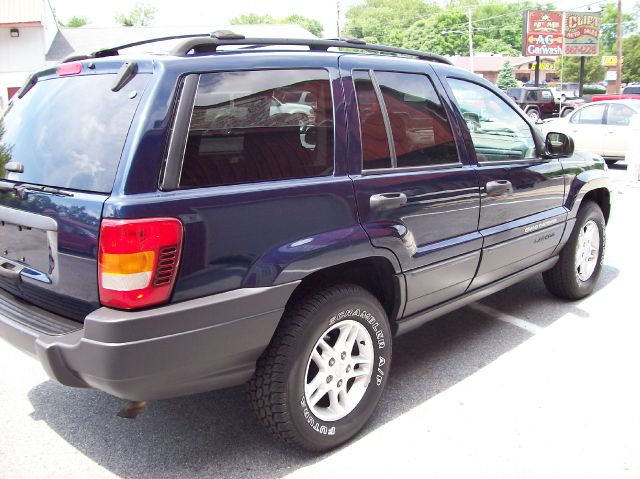 Jeep Grand Cherokee 2004 photo 2