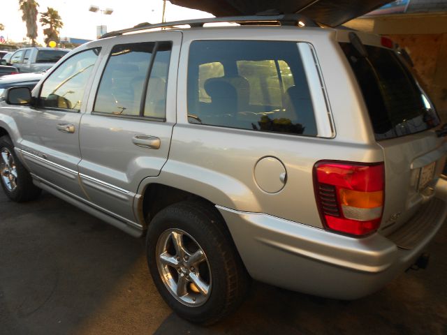 Jeep Grand Cherokee 2004 photo 1