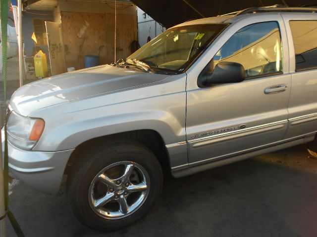 Jeep Grand Cherokee 2004 photo 2