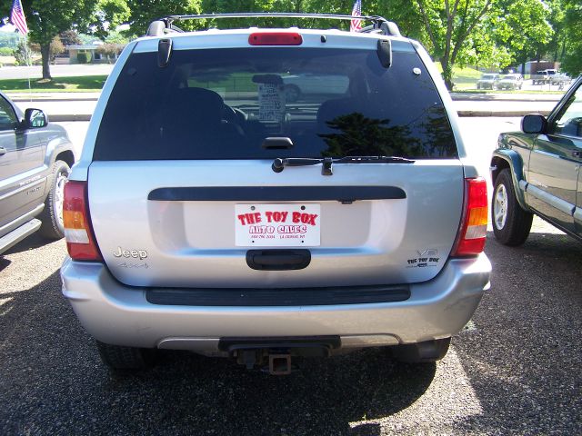 Jeep Grand Cherokee 2004 photo 4