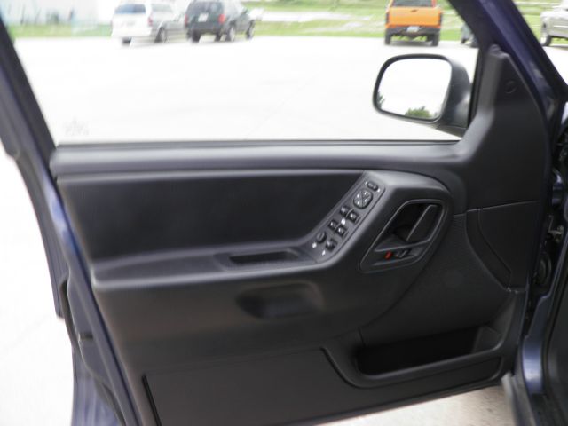 Jeep Grand Cherokee 2004 photo 13