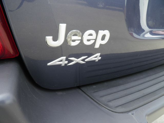 Jeep Grand Cherokee 2004 photo 6