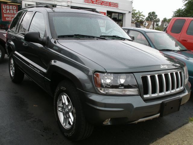 Jeep Grand Cherokee 2004 photo 1