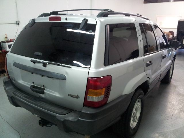 Jeep Grand Cherokee 2004 photo 28