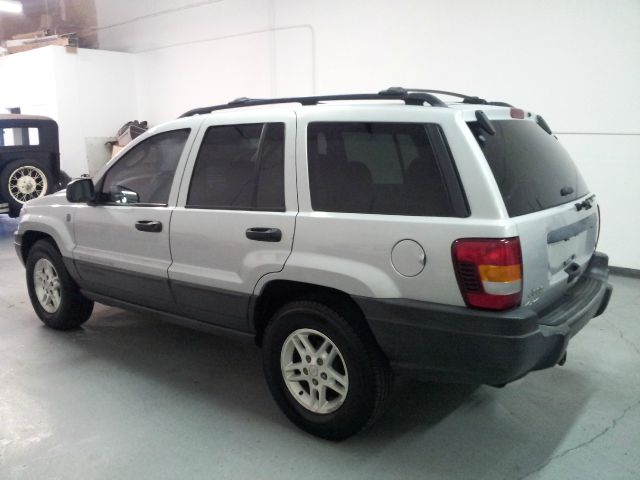 Jeep Grand Cherokee 2004 photo 4