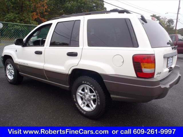 Jeep Grand Cherokee 2004 photo 2