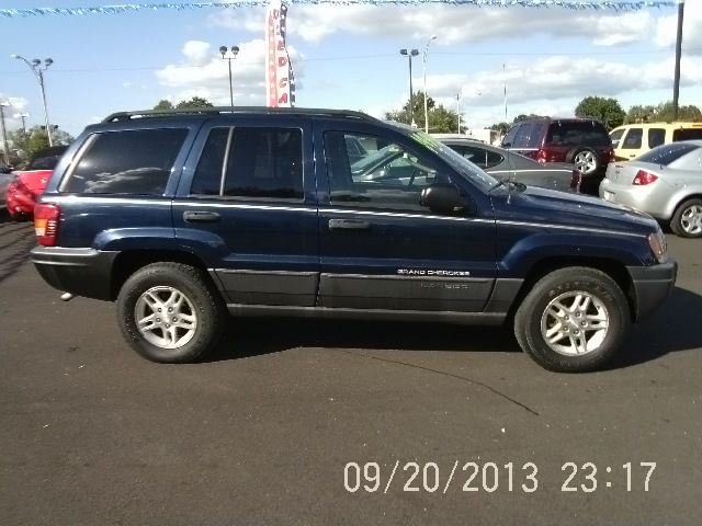 Jeep Grand Cherokee 2004 photo 1