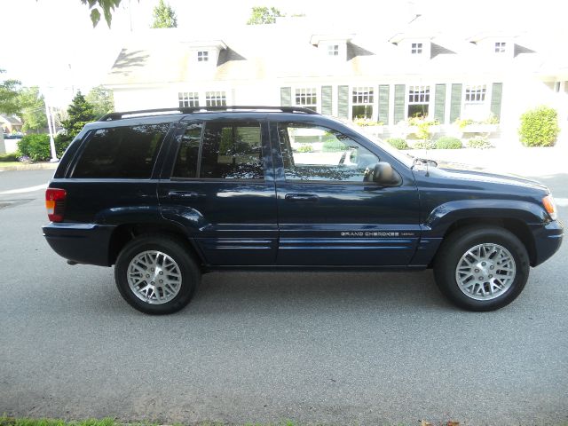 Jeep Grand Cherokee 2004 photo 3