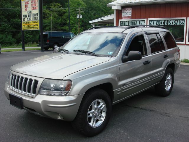 Jeep Grand Cherokee 2004 photo 2