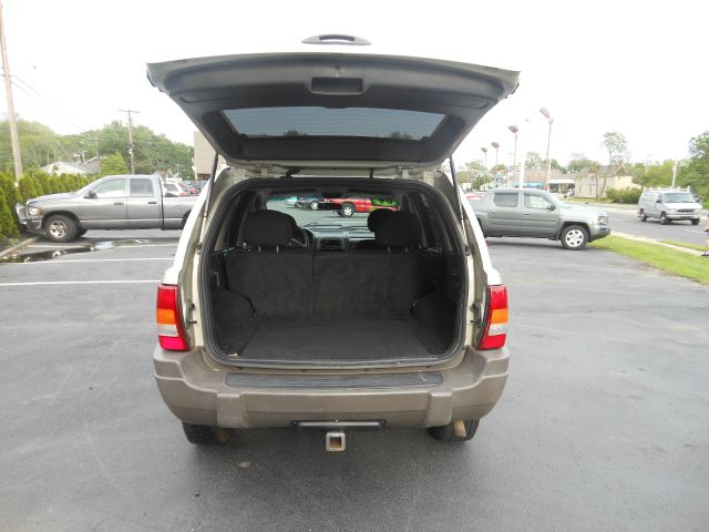 Jeep Grand Cherokee 2004 photo 10