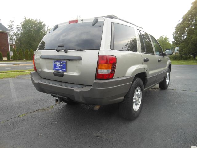 Jeep Grand Cherokee 2004 photo 3