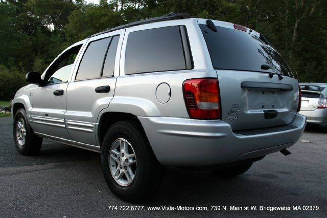 Jeep Grand Cherokee 4dr 114 WB W/4.6l AWD SUV