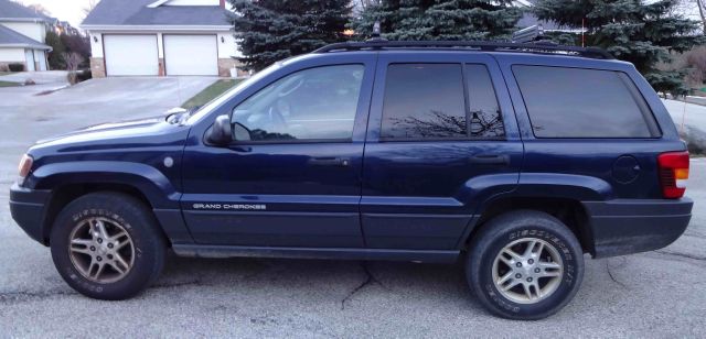 Jeep Grand Cherokee 2004 photo 1