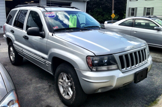 Jeep Grand Cherokee 2004 photo 1