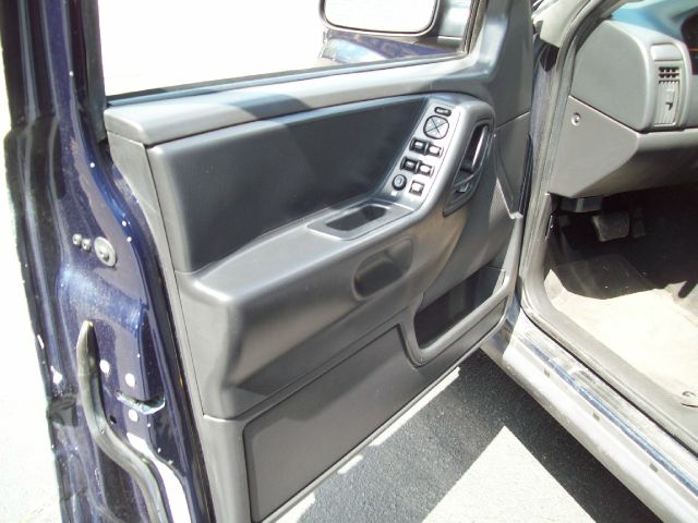 Jeep Grand Cherokee 2004 photo 21