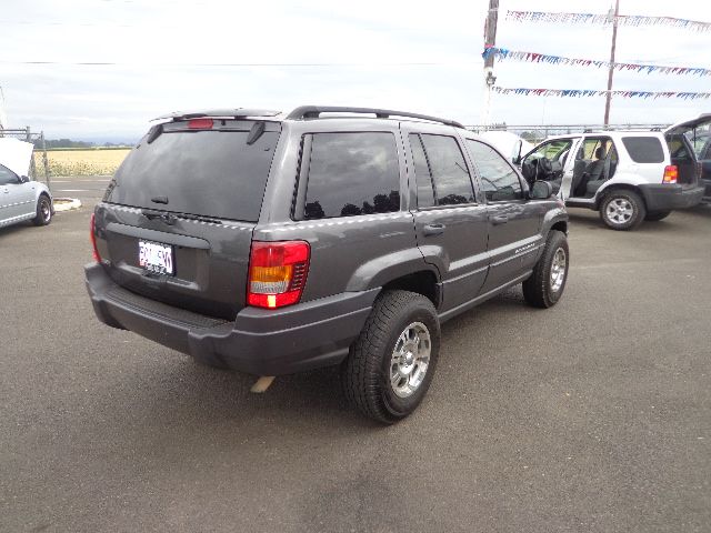 Jeep Grand Cherokee 2004 photo 1