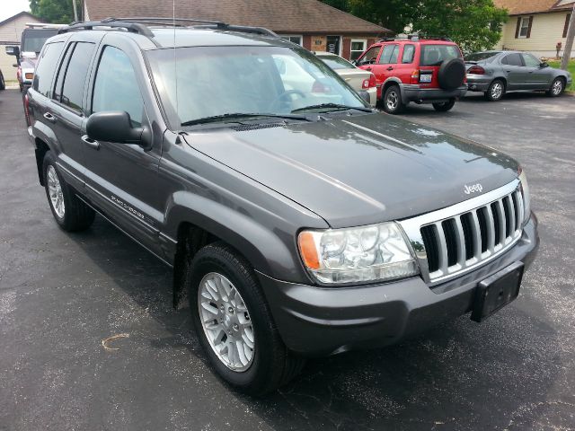 Jeep Grand Cherokee 2004 photo 2