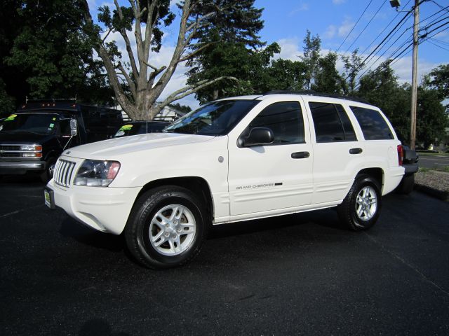 Jeep Grand Cherokee 2004 photo 4