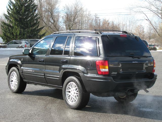 Jeep Grand Cherokee 2004 photo 1