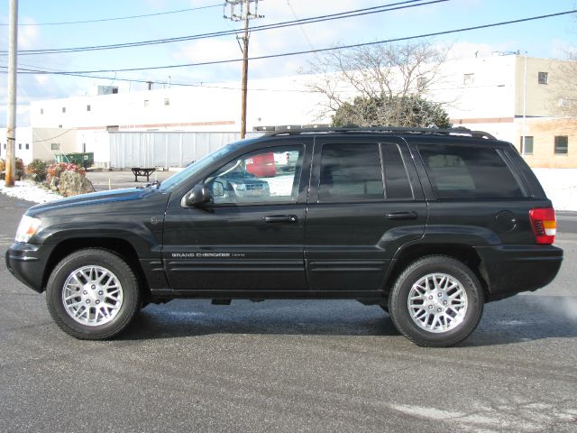 Jeep Grand Cherokee 2004 photo 2