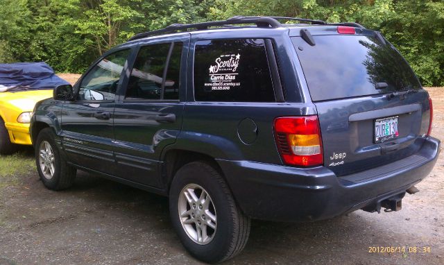 Jeep Grand Cherokee 2004 photo 2