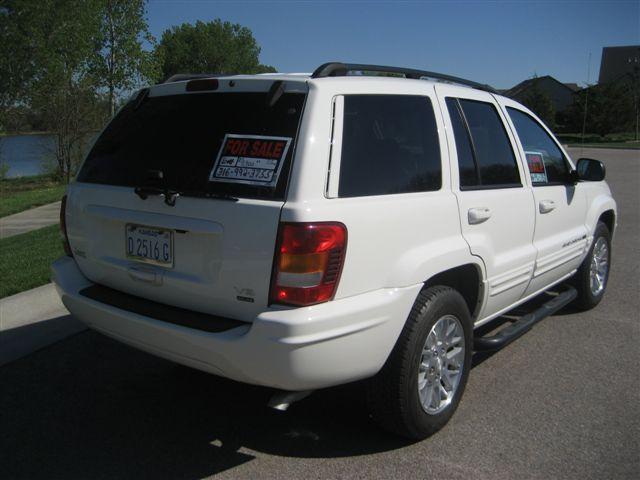 Jeep Grand Cherokee 2004 photo 3