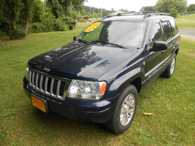 Jeep Grand Cherokee 2004 photo 1