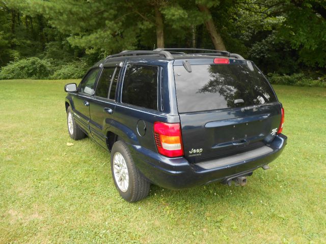 Jeep Grand Cherokee 2004 photo 2