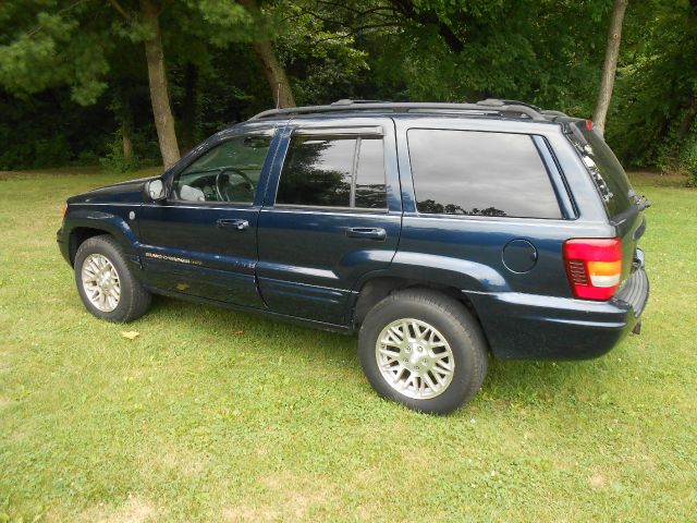 Jeep Grand Cherokee 2004 photo 3