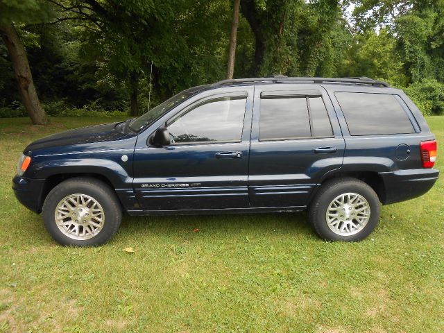 Jeep Grand Cherokee 2004 photo 4