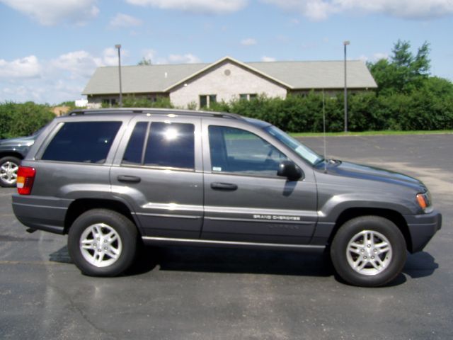 Jeep Grand Cherokee 2004 photo 2