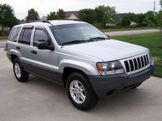 Jeep Grand Cherokee 2004 photo 2