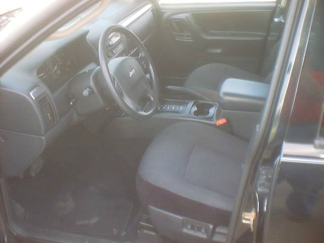 Jeep Grand Cherokee 2004 photo 2