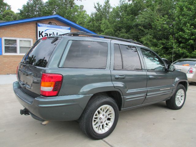 Jeep Grand Cherokee 2004 photo 1