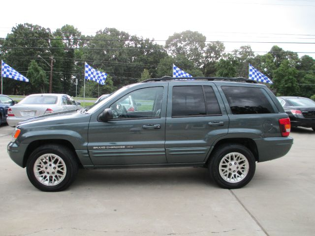 Jeep Grand Cherokee 2004 photo 3