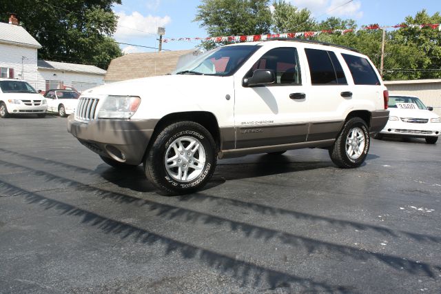 Jeep Grand Cherokee 2004 photo 4