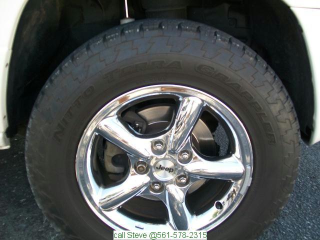 Jeep Grand Cherokee 2004 photo 3